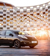 Nissan představil stylový LEAF Black Edition