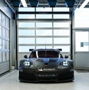 Porsche 911 RSR tříd GTE/GTLM přešlo do fáze testování