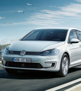Nový e-Golf navýšil dojezd