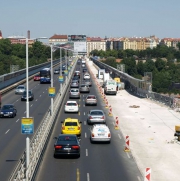 Dopravní nehody přijdou na miliardy