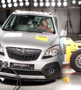 Opel Mokka se ziskem 5 hvězdiček v testech Euro NCAP