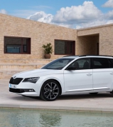 Přijíždí ŠKODA Superb SportLine