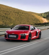 Od společnosti quattro GmbH přebírá štafetu Audi Sport GmbH