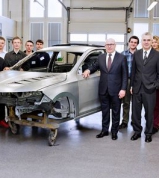 Žáci SOU ŠKODA AUTO staví svůj automobil snů