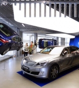 Hyundai představil v Soulu zážitkový showroom