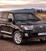 Land Cruiser V8 pro rok 2012