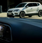 Seat Ateca si vyhledá parkovací místo