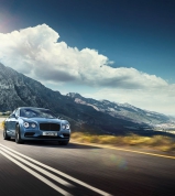 Bentley nabízí nový čtyřdveřový model