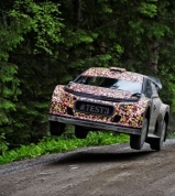 Citroën Racing testuje nový vůz