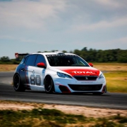 Peugeot bere objednávky na 308 Racing Cup