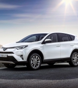 Přední sloupky Toyoty budou „průhledné“