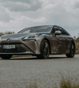 Toyota založila globální fond pro snižováním emisí