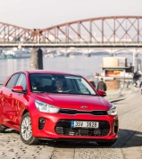 Prodej nové řady Kia Rio zahajuje
