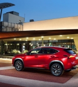 Lexus NX 300h vstupuje na český trh
