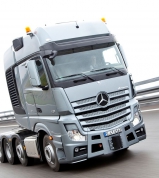 Mercedes-Benz již 15 let v řadě jedničkou mezi nákladními automobily