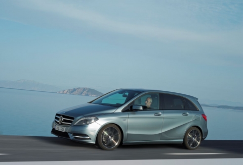 Mercedes-Benz_B_Klasse_new_2.jpg