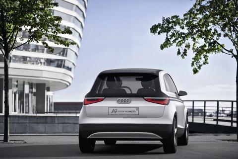 Audi_A2_concept_IAA_3.jpg